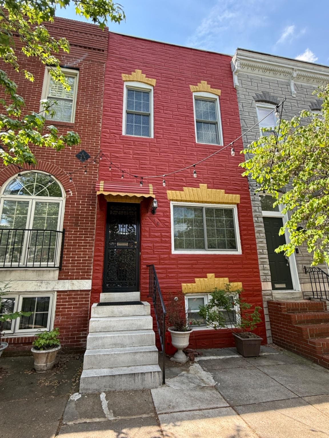 10 N Milton Ave, Baltimore, MD 21224-1046, United States - 225000