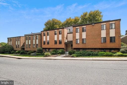 1811 Snow Meadow Ln, Baltimore, MD 21209-1349, United States