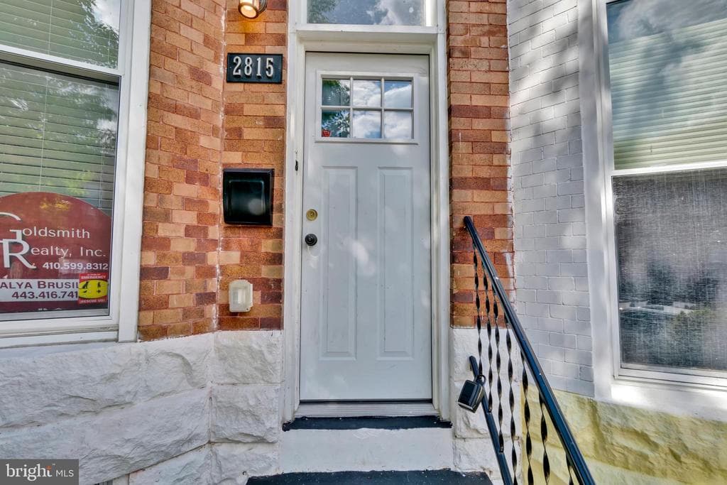 2815 Parkwood Ave, Baltimore, MD 21217-1924, United States - 193000