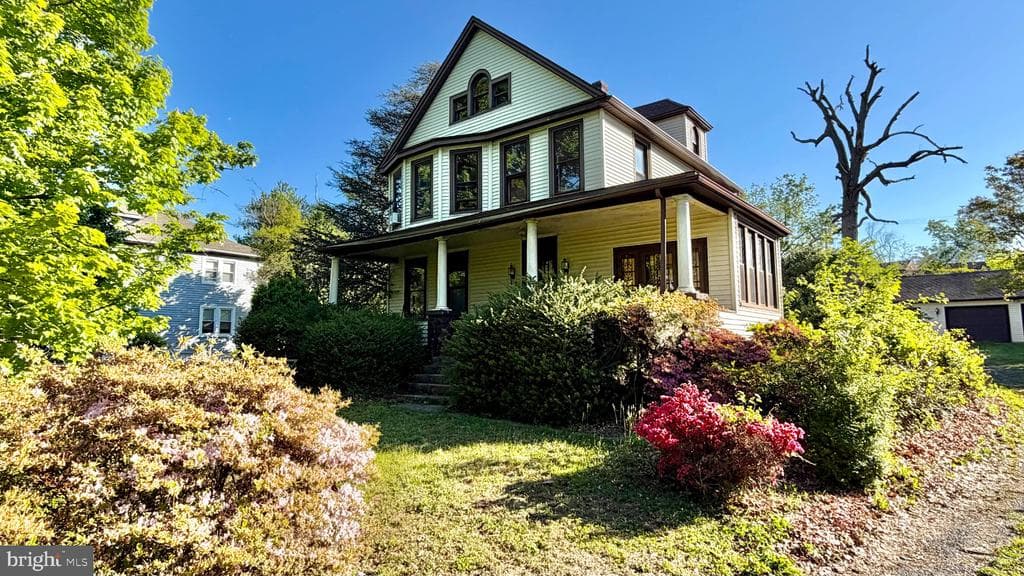 927 Leeds Ave, Baltimore, MD 21229-4943, United States - 310000