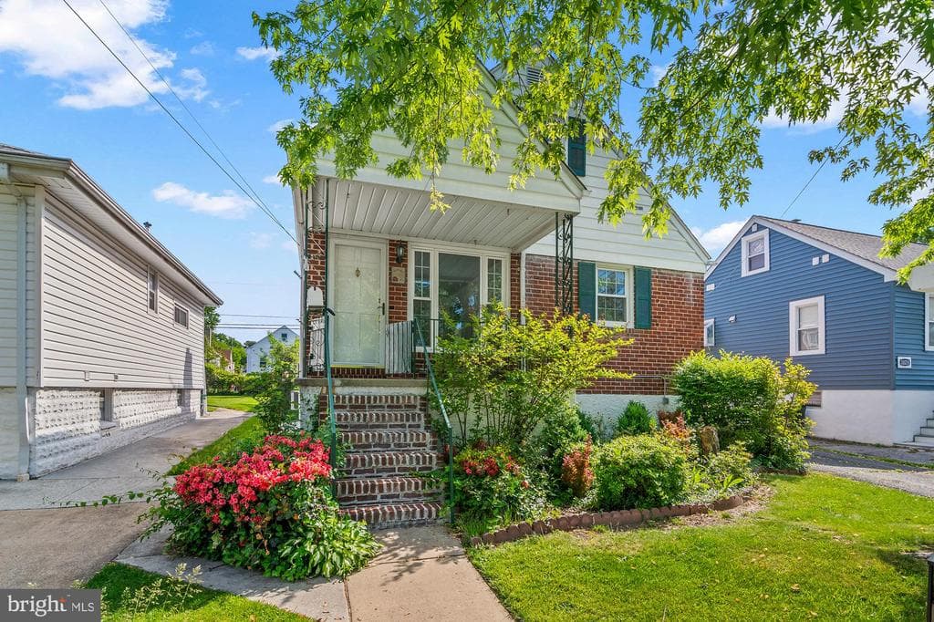 MD,BALTIMORE - 325000