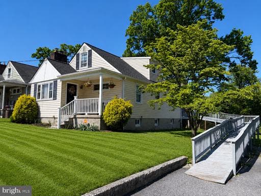 9530 BURTON AVE, PARKVILLE, MD, 21234