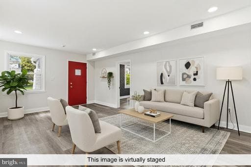 2910 BERWICK AVE, BALTIMORE, MD, 21234