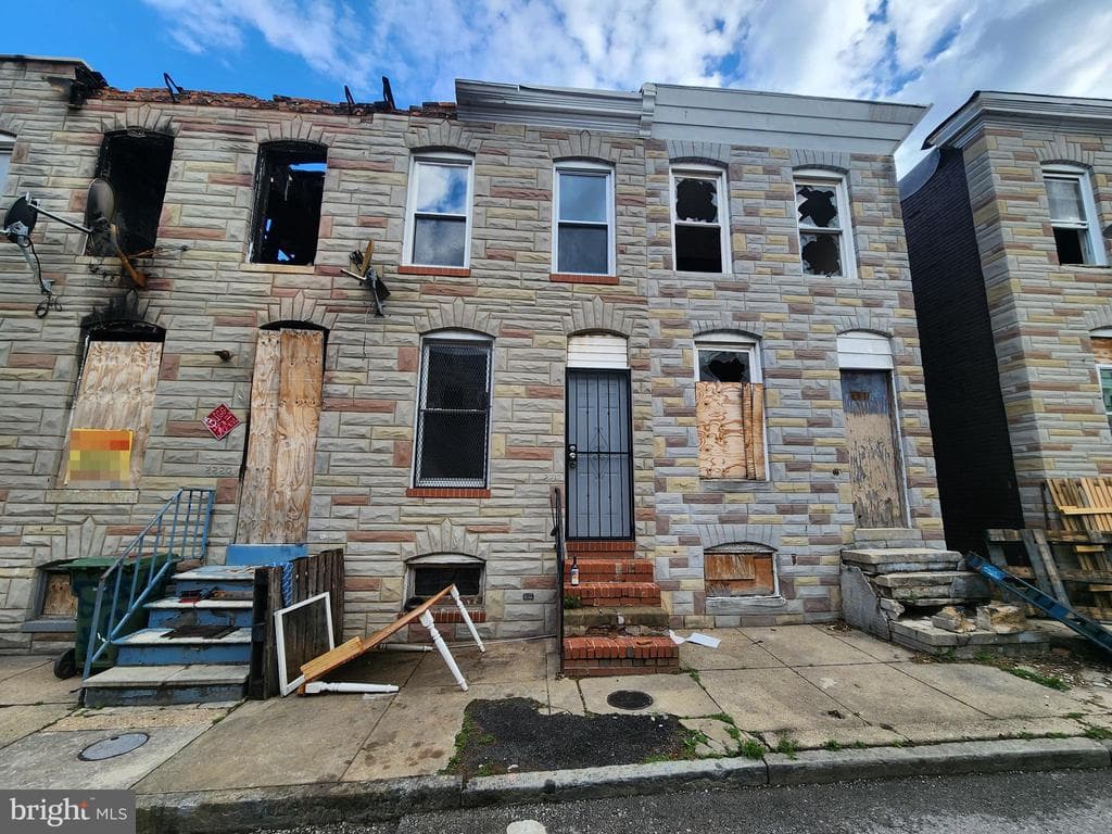 MD,BALTIMORE CITY - 10000