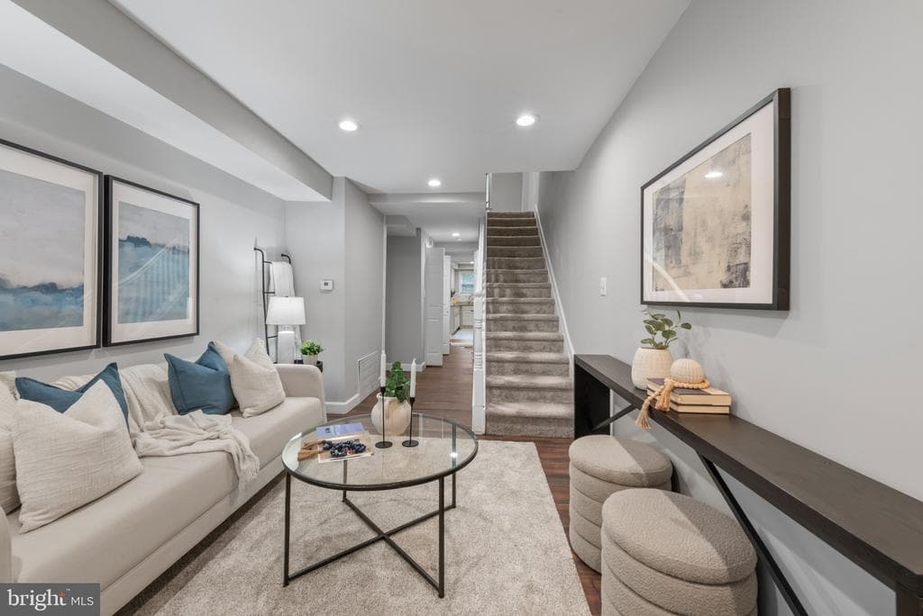 MD,BALTIMORE CITY - 290000