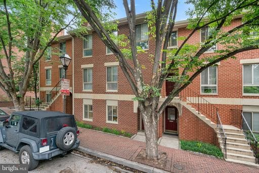 8 W LEE ST W #R69, BALTIMORE, MD, 21201