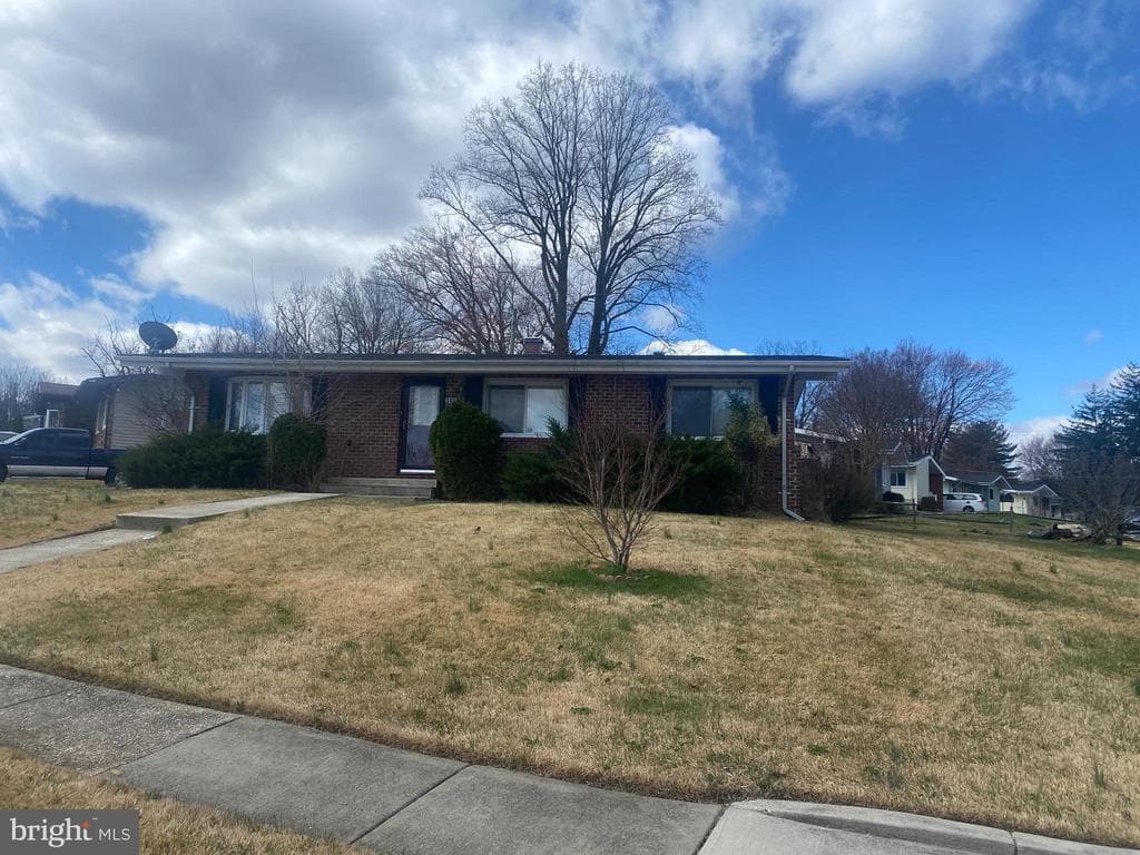 MD,BALTIMORE - 280000