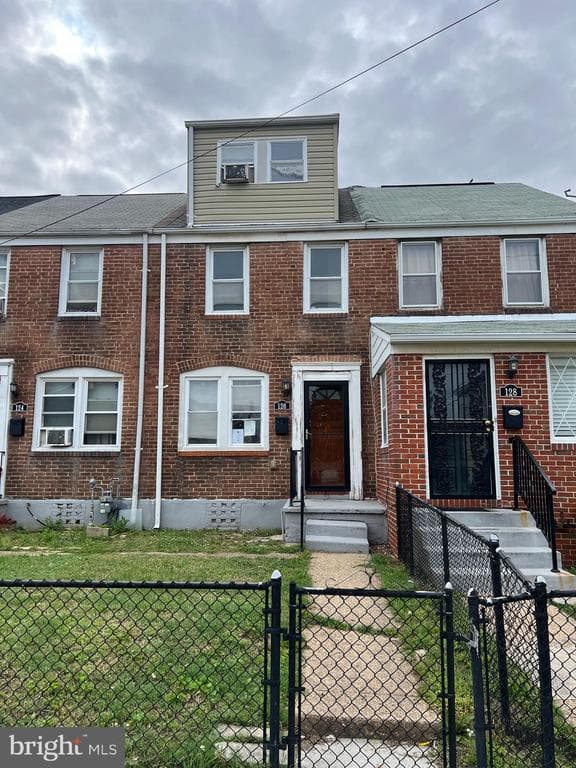 MD,BALTIMORE - 105000