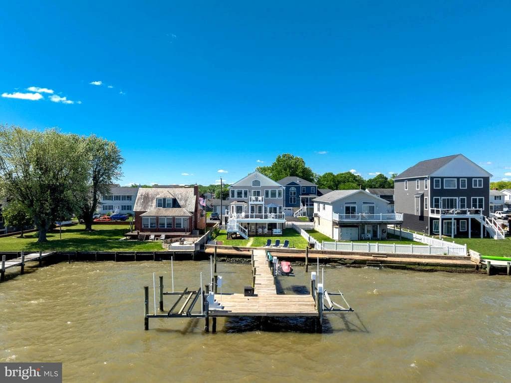 MD,BALTIMORE - 925000