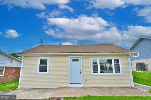 34 COMPASS RD, MIDDLE RIVER, MD, 21220