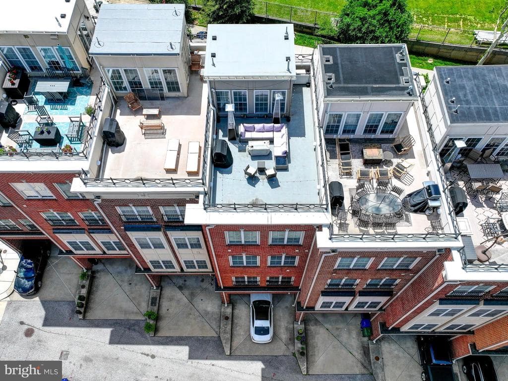 MD,BALTIMORE CITY - 775000