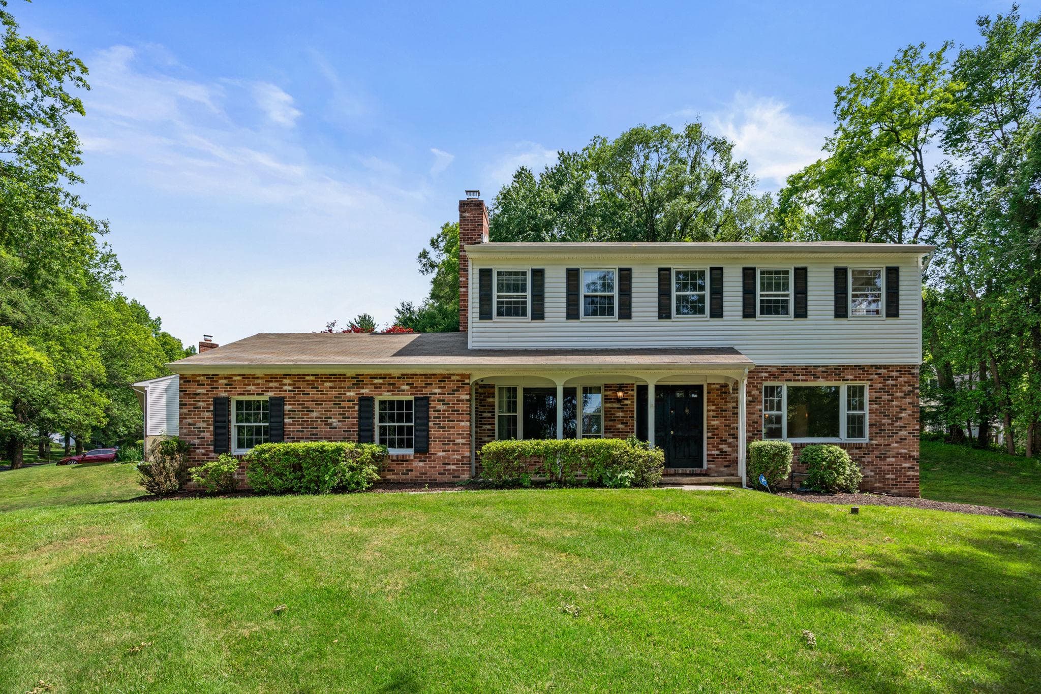 3602 Grosvenor Dr, Ellicott City, MD 21042-4916, United States - 649000