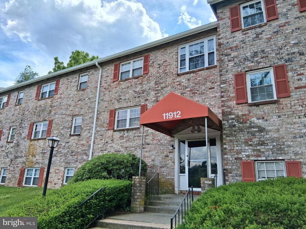MD,BALTIMORE - 115000