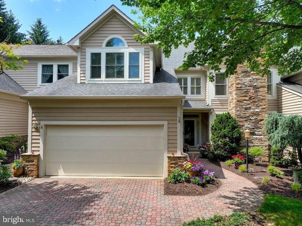 MD,BALTIMORE - 895000