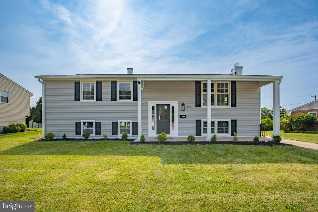 813 Branford Cir, Lutherville Timonium, MD 21093-3918, United States - 600000