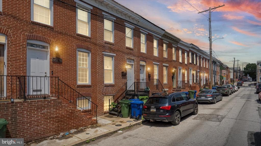 MD,BALTIMORE CITY - 210000