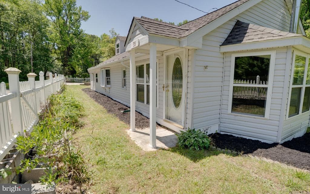 35 Butterfield Ln, North East, MD 21901-3407, United States - 350000