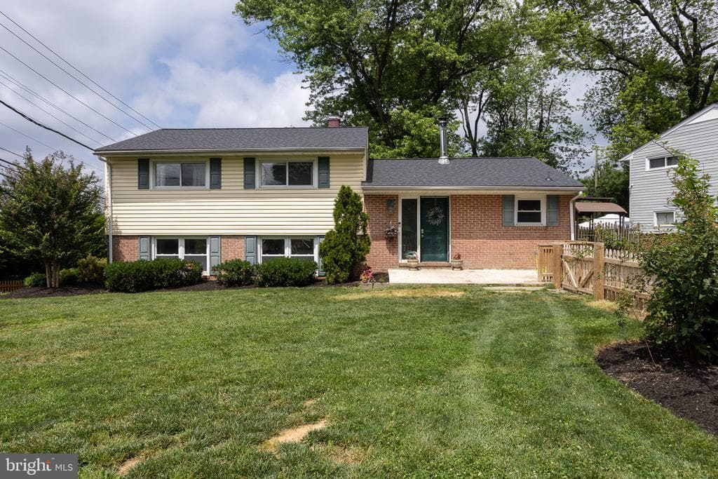 7200 N Charles St, Lutherville Timonium, MD 21093-5429, United States - 398000