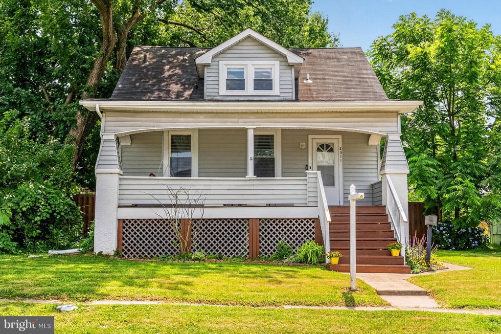 2311 Hamilton Ave, Baltimore, MD 21214-1646, United States - 305000
