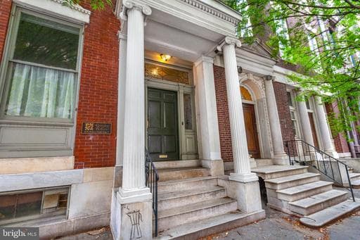 10 W MADISON ST W #1, BALTIMORE, MD, 21201