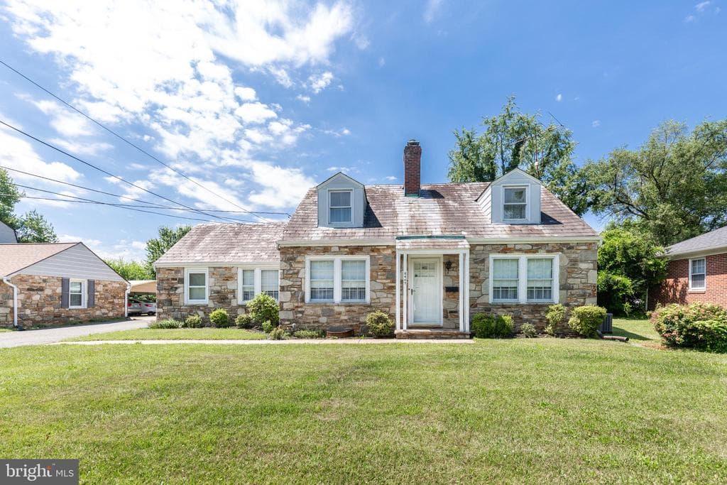 MD,BALTIMORE - 285000