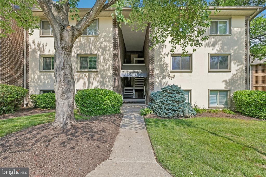 5041 Green Mountain Cir, Columbia, MD 21044-2449, United States - 249900