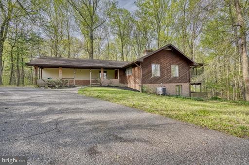 12602 Sagamore Forest Ln, Reisterstown, MD 21136-1808, United States