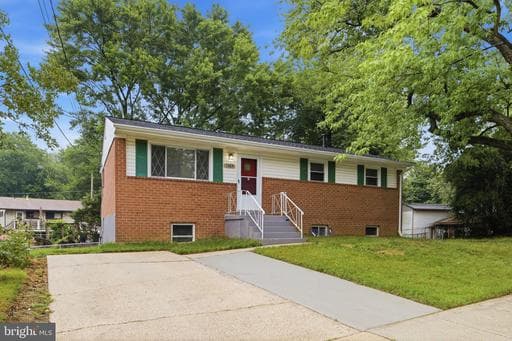 1404 Woodlark DR DISTRICT HEIGHTS MD 20747