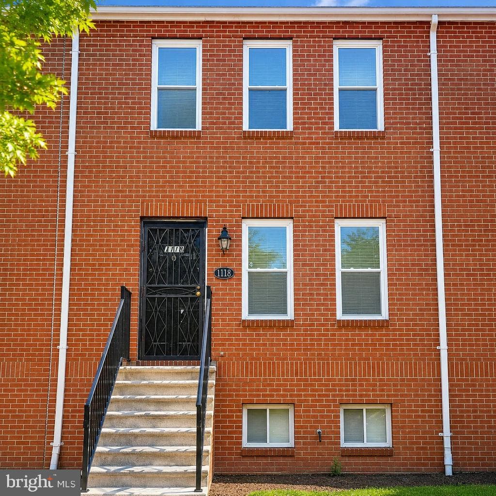 MD,BALTIMORE CITY - 210000