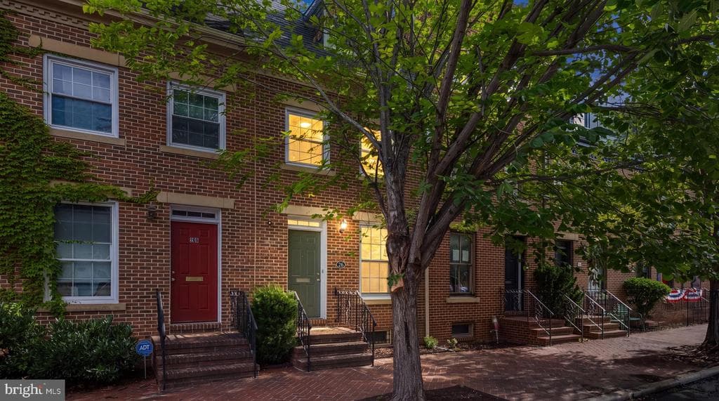 MD,BALTIMORE CITY - 550000