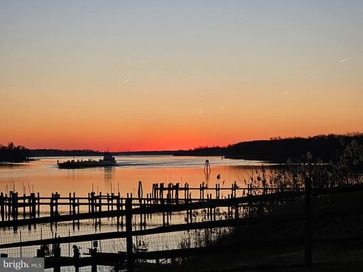 64 S SHORE RD, ELKTON, MD, 21921