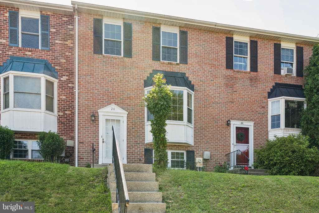 28 Perryoak Pl, Nottingham, MD 21236-5016, United States - 339000