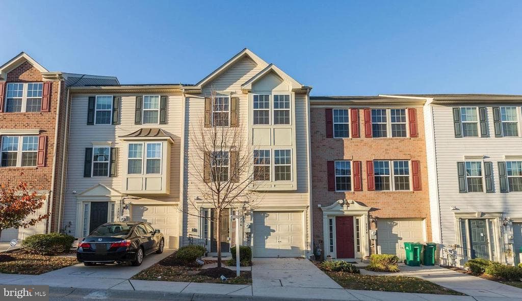7226 Maidstone Pl, Elkridge, MD 21075-6630, United States - 449900