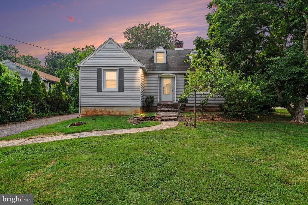 5912 Shady Spring Ave, Rosedale, MD 21237-2026, United States - 300000