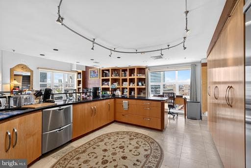 250 PRESIDENT ST #1402, BALTIMORE, MD, 21202
