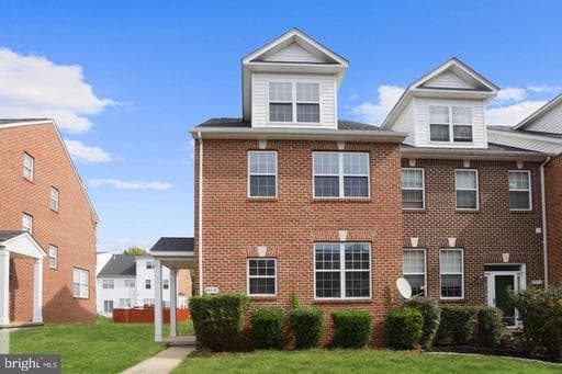 9910 Robstown Pl, Waldorf, MD 20603-3863, United States