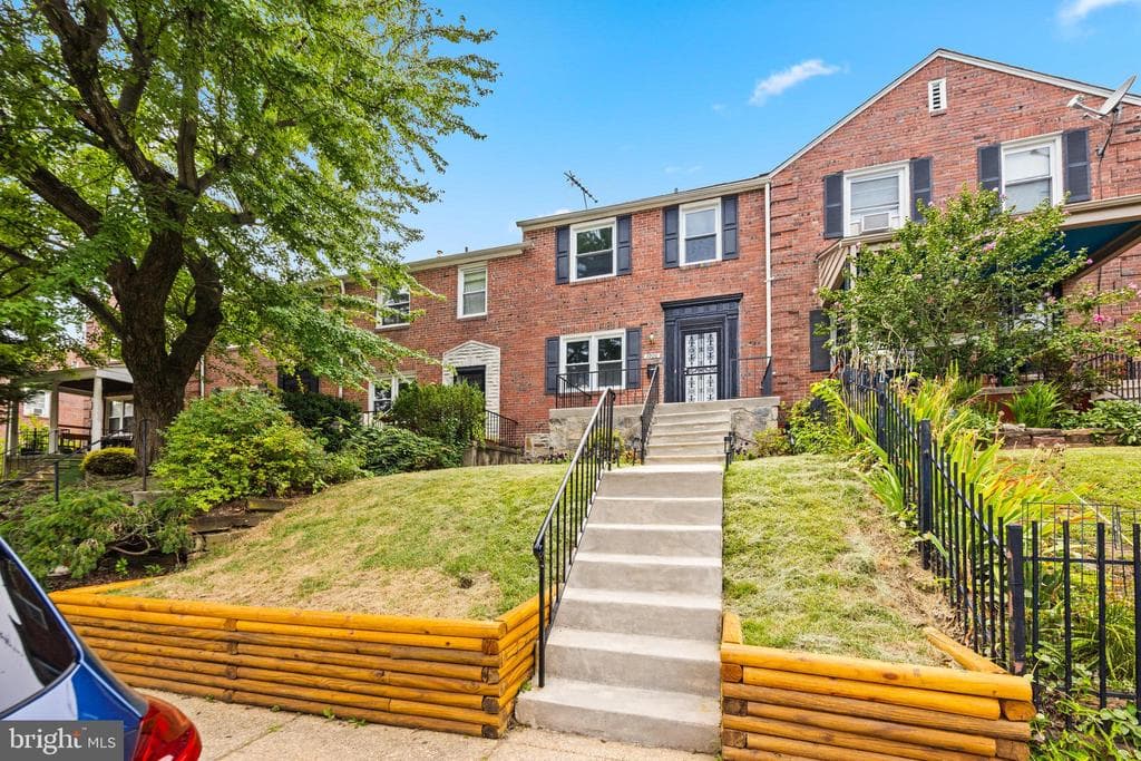MD,BALTIMORE CITY - 325000