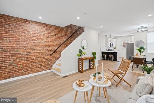 13 S HILTON ST, BALTIMORE, MD, 21229