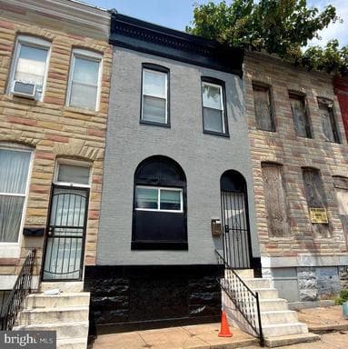 2124 HOLLINS ST, BALTIMORE, MD, 21223