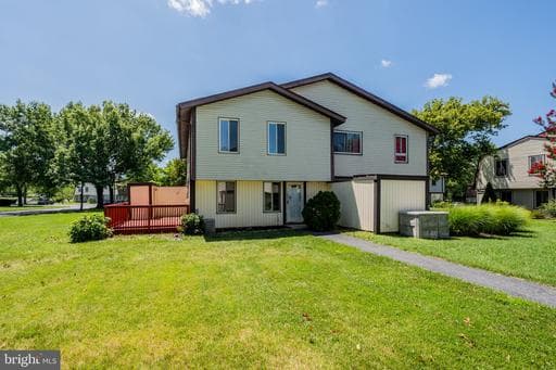 89 King Henry Cir, Rosedale, MD 21237-4113, United States