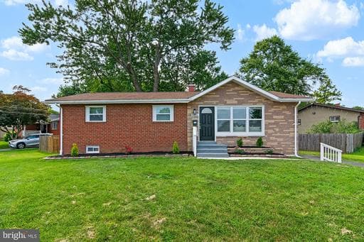 8601 GREENS LN, BALTIMORE, MD, 21244