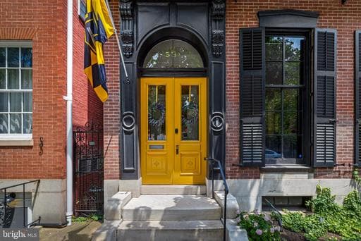 831 PARK AVE, BALTIMORE, MD, 21201