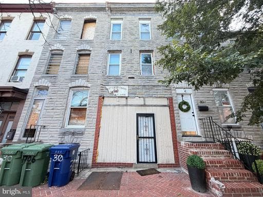 32 S CARROLLTON AVE, BALTIMORE, MD, 21223