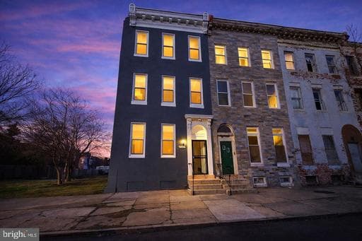 910 N ARLINGTON AVE, BALTIMORE, MD, 21217