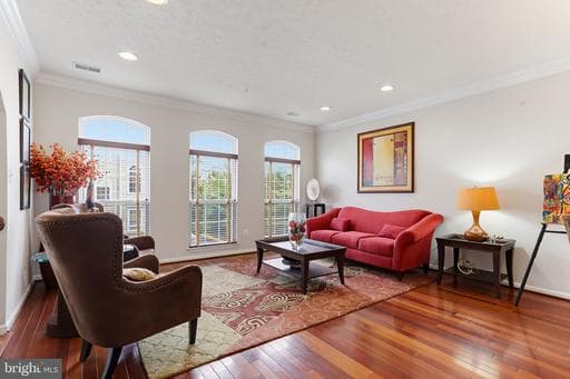 9507 Tessa Ln, Owings Mills, MD 21117-3276, United States