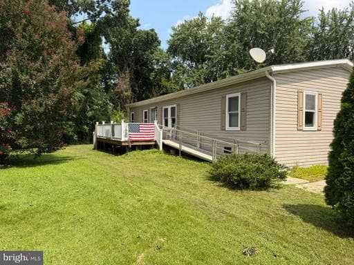 3633 Dahlia Ln, Middle River, MD 21220-2120, United States