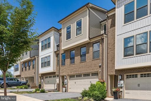 240 HICKORY HOLLOW CT, COCKEYSVILLE, MD, 21030