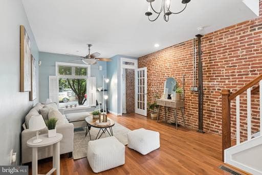 18 N EAST AVE, BALTIMORE, MD, 21224