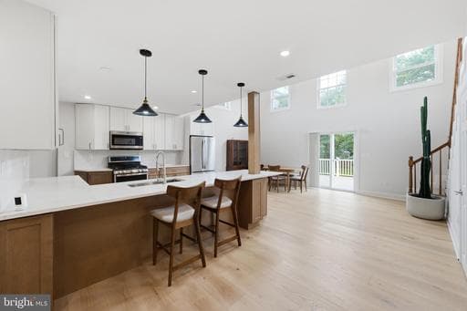 8421 W Grove Rd, Ellicott City, MD 21043-6656, United States