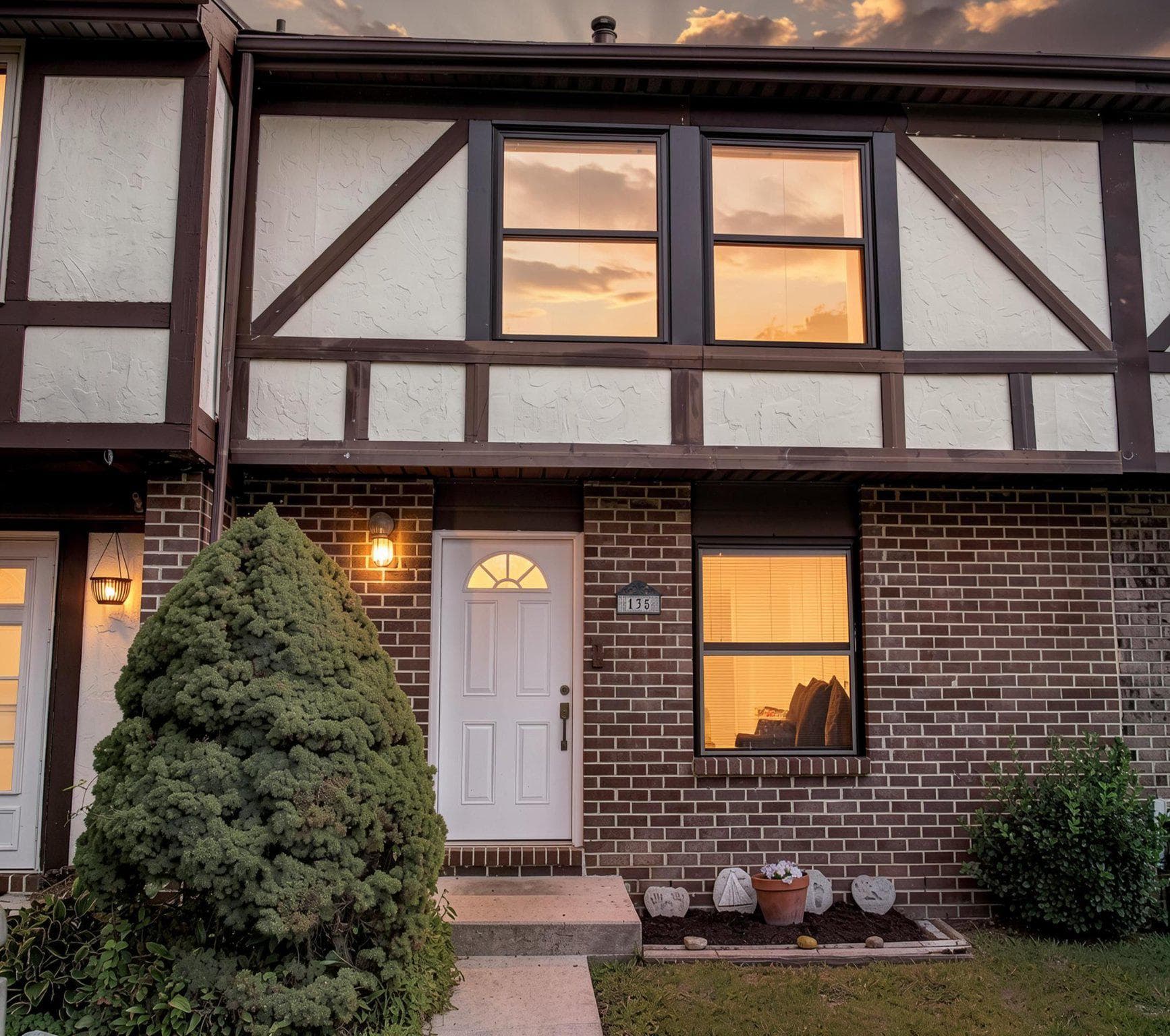 135 Bourbon Ct, Parkville, MD 21234-8007, United States